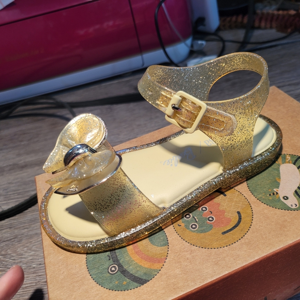Mini Melissa X Barbie NIB Gold Glitter Bow Sandal Size 9 Toddler